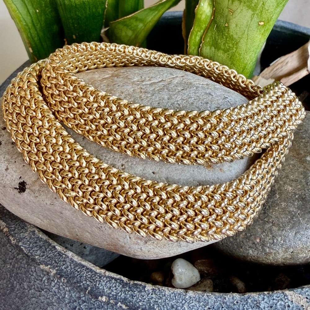 14 karat gold necklace
